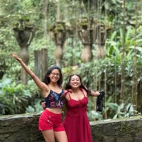 Amigas en espejo